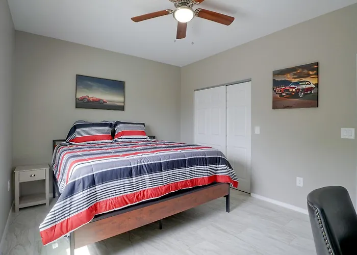 Holiday home Townhome 1 Mi To Midtown & Botanical Gardens! Tucson